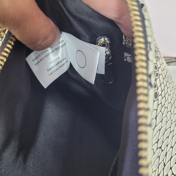 Danier Leather snake print multi compartment shoulder bag - Picture 9 of 10